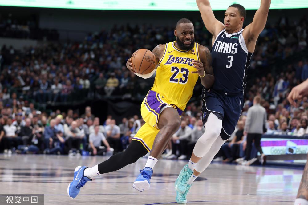 比如操控球 比如操控球