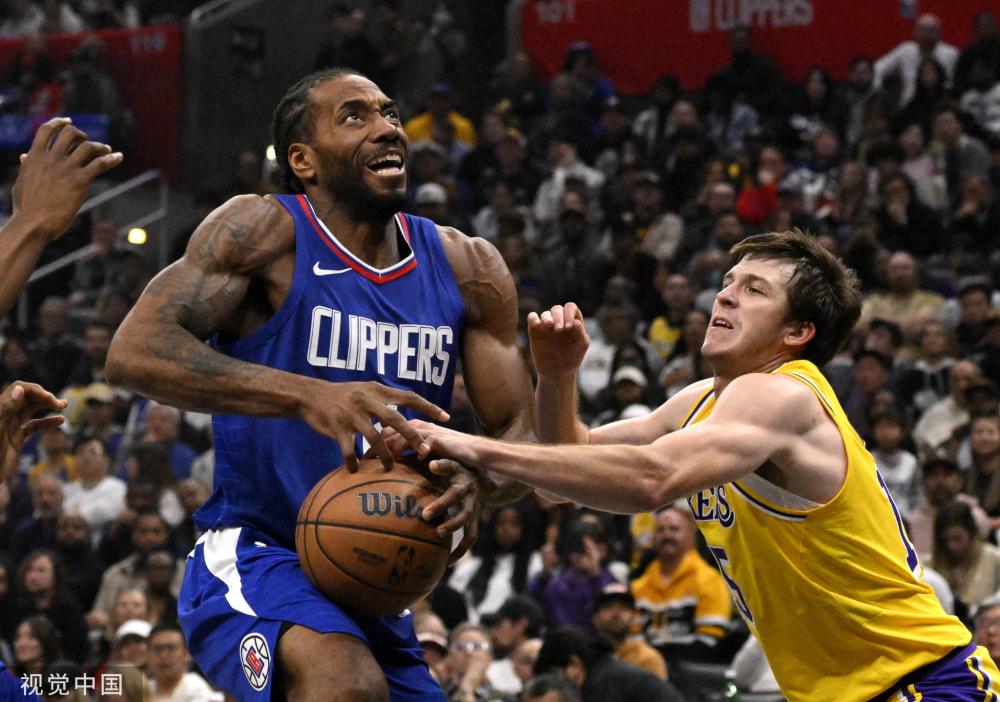 这种背景使 这种背景使